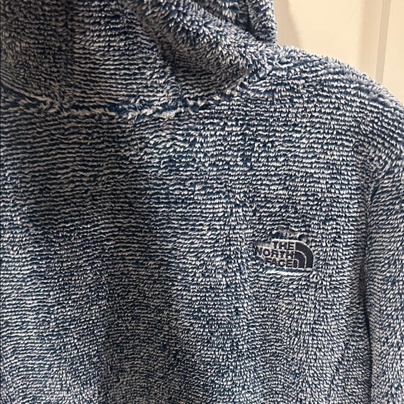 The North Face Textured Gray Hoodie - Picture 12 of 16